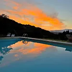 Bio Il Vigno - Pool Sauna Nature - Farm To Table Food - Wild Tuscan Countryside - Adults Only - Your Place To Breathe منزل ريفي Caprese Michelangelo